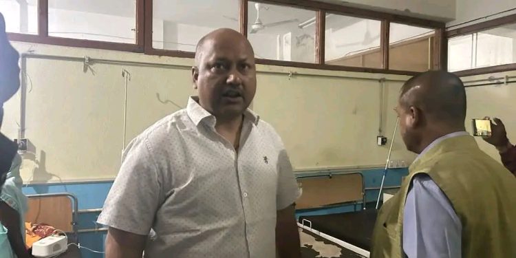अबेर साँझ मुख्यमन्त्री सिँहले गरे सिरहाको सरकारी अस्पताल अनुगमन