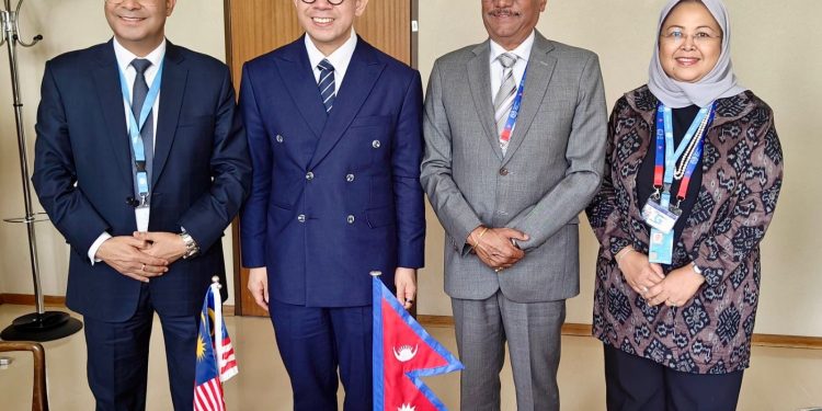 श्रममन्त्री भण्डारी र मलेसियाका मानव संशाधनमन्त्रीबीच द्धिपक्षीय भेट, श्रमका द्धिपक्षीय हितका बिषयमा छलफल केन्द्रीत