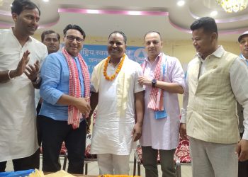 युवा समाजसेवी अम्भु प्रसाद साह सहित करिब सयौं जना स्थानीय नेता तथा कार्यकर्ताहरू रास्वपामा प्रवेश