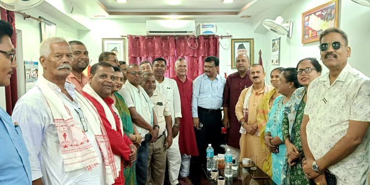 सिँचाइ र खानेपानी समस्या बारे कांग्रेस नेताहरुद्वारा सिचाई मन्त्रीलाई ध्यानाकर्षण