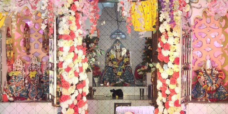 रामजानकी युवा कमिटीको आयोजनामा भव्य रुपमा गणेश पूजा मनाईदै