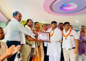 जनकपुरधामका व्यापारीको सुख दुःखमा साथ रहने जउवा संघका अध्यक्ष सुरेन्द्र भण्डारीको प्रतिबद्धता