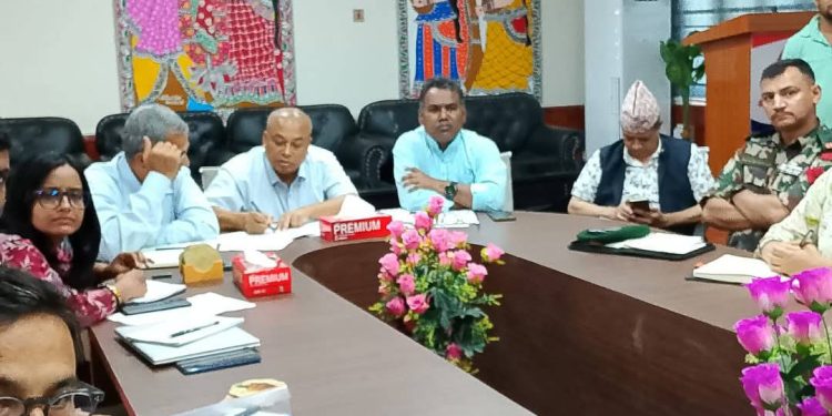 गृहमन्त्री लेखीको अगुवाइमा मधेशमा जलवायु संकटबारे सरोकारवालासँग अन्तरक्रिया, दीर्घकालीन समाधानमा जोड