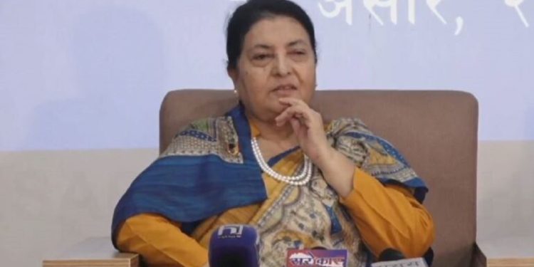 राष्ट्रपतिलाई पहलकदमी लिन पूर्व राष्ट्रपति भण्डारीको सुझाव