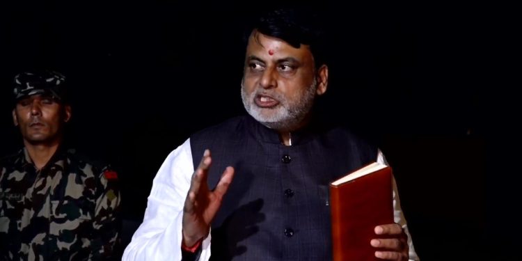 उद्योगको लाइन जोड्न मधेसका मुख्यमन्त्री सोनारले गराए प्रधानमन्त्रीको ध्यानाकर्षण