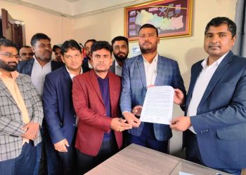 मधेशमा वनका कर्मचारीले अनावश्यक आरोप लगाएको भन्दै लेखाका कर्मचारीको विरोध