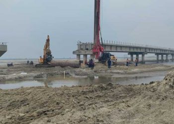सिराहा र धनुषा जोड्ने कमला पुलको बाँकी काम हुँदै, चैतभित्र सञ्चालनमा ल्याउने लक्ष्य