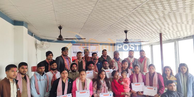 कम्प्युटर एसोसिएसन नेपाल महासंघ शाखा धनुषाद्वारा ३ महिने निःशुल्क आधारभूत कम्प्युटर तालिम सम्पन्न,प्रशिक्षार्थीहरुलाई प्रमाणपत्र वितरण