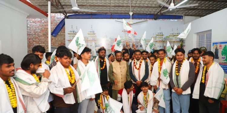 ६० भन्दा बढी युवा कांग्रेसमा प्रवेश