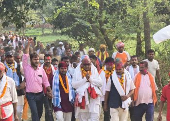 धनुषा–२ मा एमाले उम्मेदवार उमाशंकर अरगरियाको नाथपट्टि र बिसरभोरामा स्वागत, जनसम्पर्कमा जोड