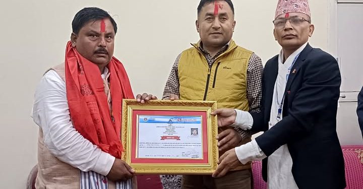 सर्लाही ३ बाट राष्ट्रिय स्वतन्त्र पार्टी (रास्वपा) का नरेन्द्र साह कलवार निर्वाचित