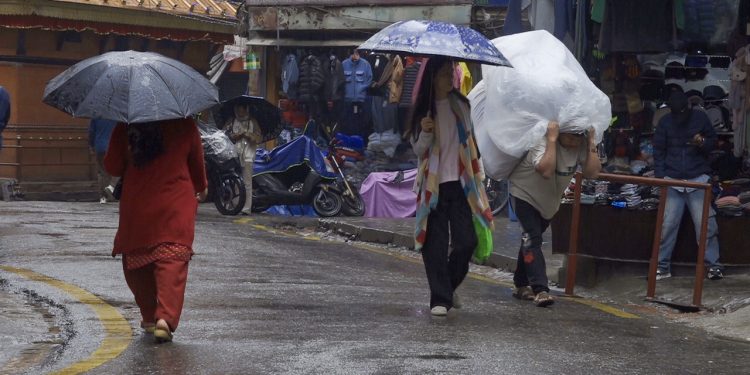 मौसममा सुधार, हालको वर्षा गराउने प्रणाली बाहिरिँदै