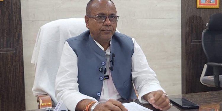 मुख्यमन्त्री यादवद्वारा आफ्नो १०० दिनमा गरेका ५१ वटा कामहरु सार्वजनिक