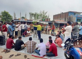 सिरहाको बरियारपट्टी छोटी भन्सार बन्दविरुद्ध आन्दोलन जारी