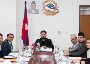 सरकारको एक निर्णयबाट खारेजीमा परे कर्मचारीका १२ वटा ट्रेड युनियन