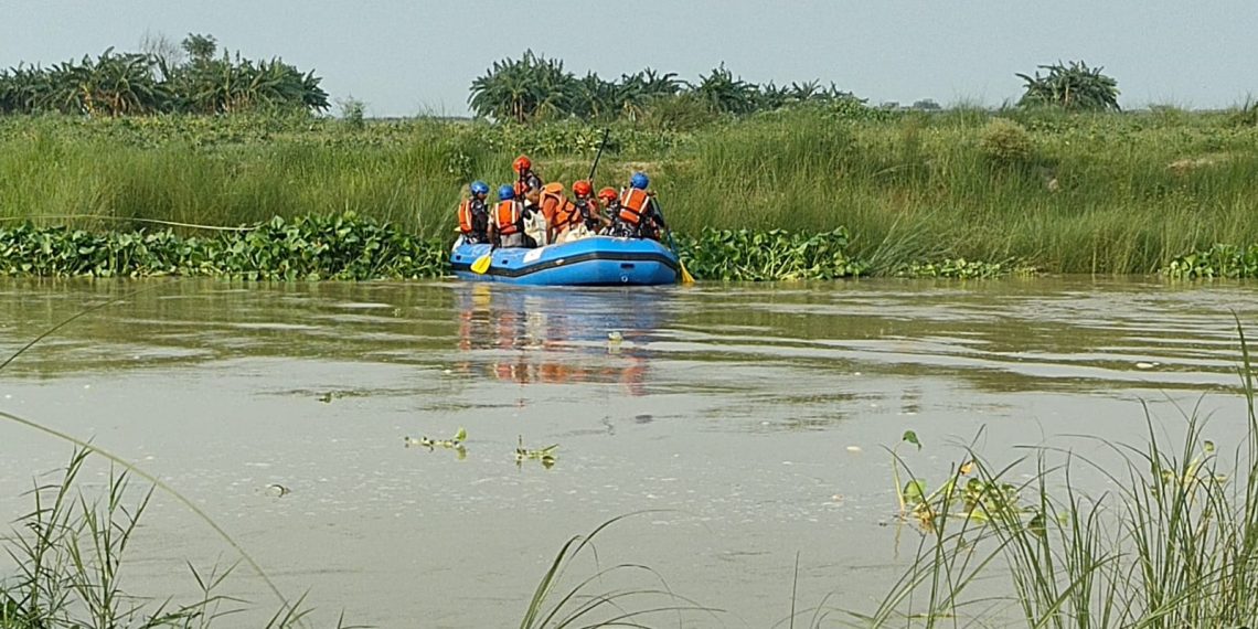 बागमतीको बाढीमा फसेका १४ जनाको सशस्त्र प्रहरीद्वारा उद्धार