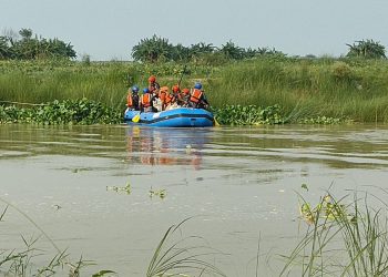 बागमतीको बाढीमा फसेका १४ जनाको सशस्त्र प्रहरीद्वारा उद्धार