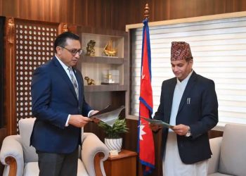 धितोपत्र बोर्डका अध्यक्ष भट्टले लिए पद तथा गोपनीयताको सपथ