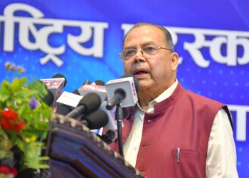 कम्युनिष्टहरूको एउटै पार्टी बनाउन झलनाथ खनालको प्रस्ताव