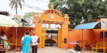 धरानको पिण्डेश्वर बाबाधाममा तीर्थालु र पर्यटकको आकर्षण बढ्दो
