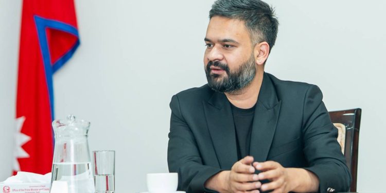 प्रधानमन्त्री शाह र निजी क्षेत्रबीच उच्चस्तरीय छलफल: आर्थिक सुधार र लगानीमैत्री वातावरणमा जोड