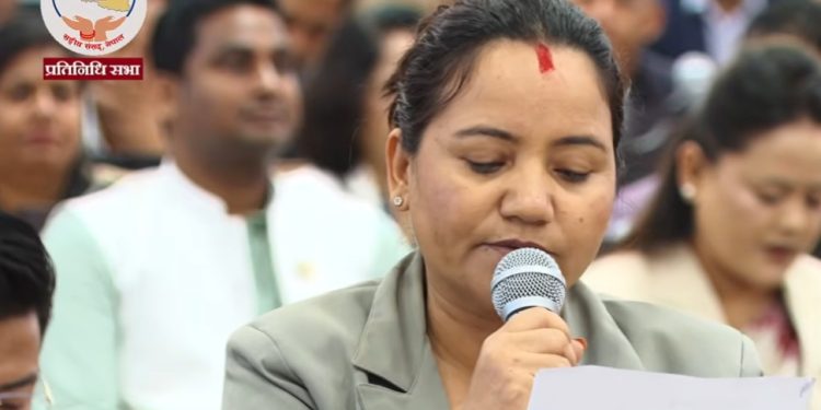 बासना थापाले भनिन, ‘प्रधानमन्त्रीज्यू, अब त कालो चश्मा खोल्नुहोस्’