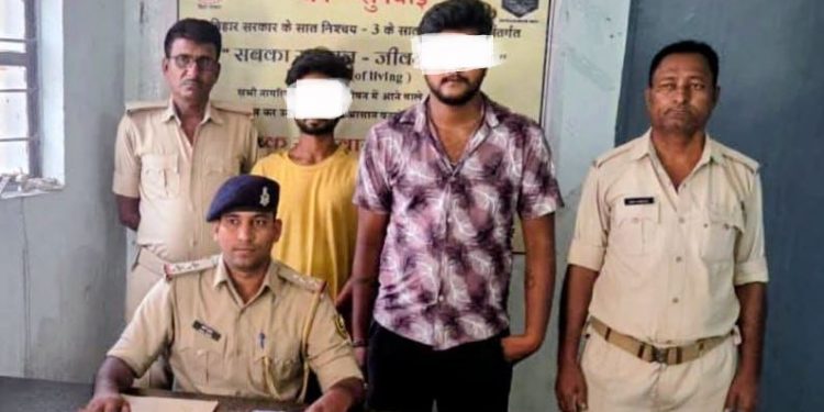 रक्सौलमा ७.८२ ग्राम ब्राउन सुगरसहित दुई नेपाली पक्राउ, एक महिला फरार