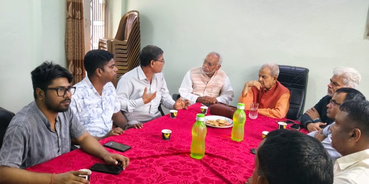 कप्तानगञ्जका मृतककाे शब एक साता देखी अस्पतालमा, असहयोग गरेकाे भन्दै ४ दलको आपत्ति