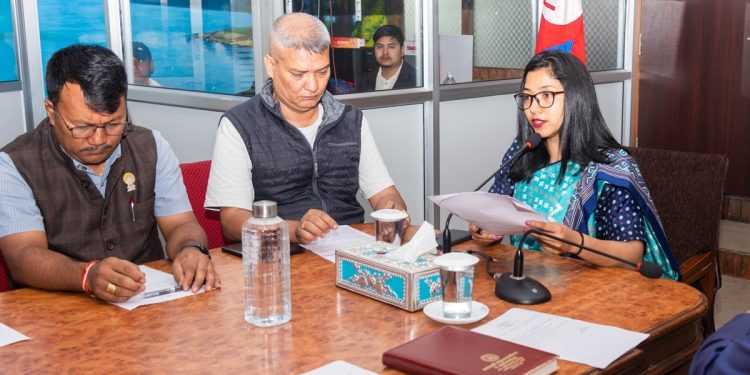 प्रधानमन्त्री राहत कोषमा काठमाडौं महानगरपालिकाले ४ करोड ५४ लाख १४ हजार रुपियाँ जम्मा गर्ने