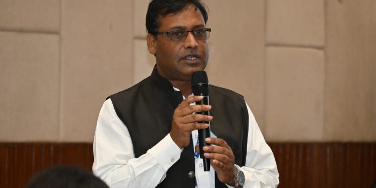 बैद्य–प्रकाश मानव अधिकार पुरस्कारबाट राजु पासवान सम्मानित