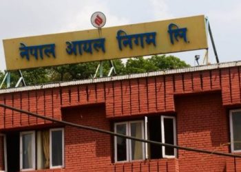 निगमले भन्यो- ‘बजारमा ग्याँस नपाए हटलाइनमा सम्पर्क गर्नु’