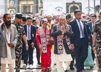 राष्ट्रपति रामचन्द्र पौडेलद्वारा पशुपतिनाथ मन्दिरमा पूजा-आराधना