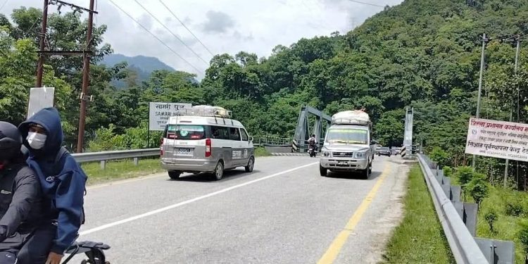 काठमाडाैं जाेड्ने त्रिभुवन राजपथ र कान्ति लोकपथमा दुईतर्फी यातायात सञ्चालनमा