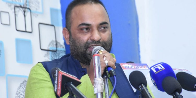 राजेन्द्र महतो नेतृत्वको राष्ट्रिय मुक्ति पार्टीबाट महासचिवसहित नौ केन्द्रीय सदस्यले दिए राजीनामा