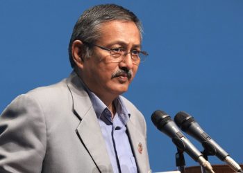 बालकृष्ण खाँण उभिए गगनको पक्षमा, फेरि पनि सर्वसम्मत सभापति बन्ने घोषणा