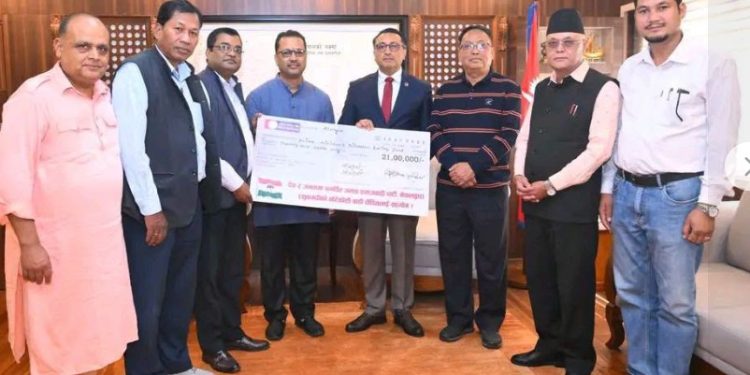 जसपा नेपालद्वारा प्रधानमन्त्री राहत कोषमा एक्काइस लाख रुपैयाँ सहयोग