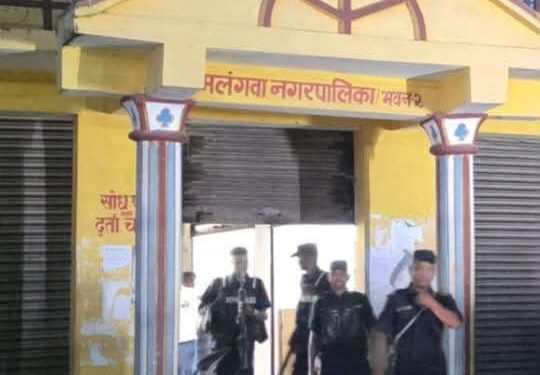 नक्सा पासका लागि एक लाख घुससहित इन्जिनियर पक्राउ