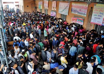 दसैंमा घर जान पाँच लाखभन्दा बढीले छाडे काठमाडौं