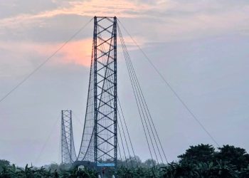 जीर्ण बन्दै बानेश्वरनाथ झोलुङ्गे पुल: आवागमन जोखिमपूर्ण, तत्काल मर्मत गर्न स्थानीयको माग